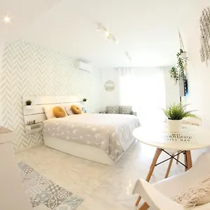 https://torremolinos-new-central-studio-plata-with-balcony.es-andalucia.com